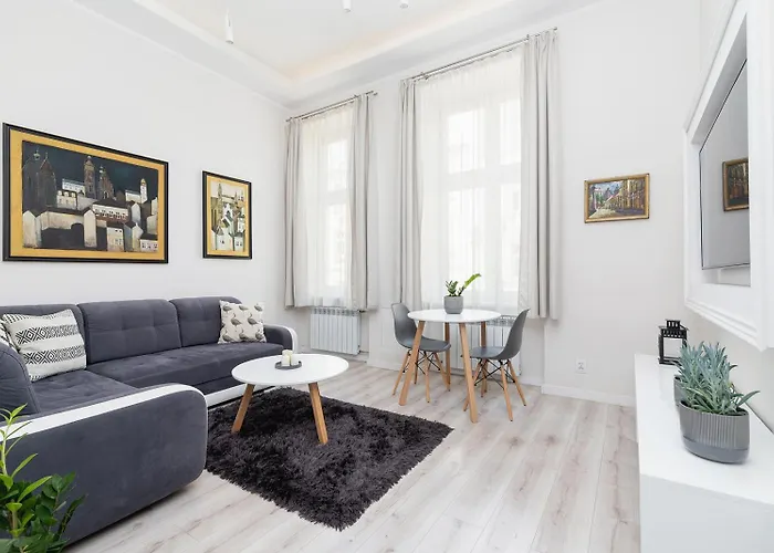 Two Bedroom Apartment - Starowislna 36